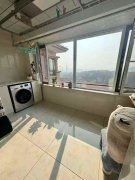 峰山御景电梯11楼带阁楼110.38平方三室两卫婚房53.8