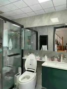 新一中旁上海豪庭复式147平四室两卫豪华装修96.8万