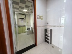 龙珠康城框架一楼三室106.79平实木家居39.8万