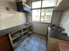 河南水产附近紧邻爬山街贴地二楼70平15.8万