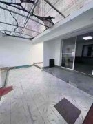 一实小道南一楼带院116平大院子南开门35万