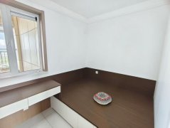 宇程阳光精装修11楼老板工抵91平三室46.6万