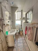 城北街无坡贴地2楼 三室有大锅暖炕 89.07平16.8 万