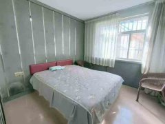 不爱爬楼梯的房南山街贴地一楼82平方三室17.8万