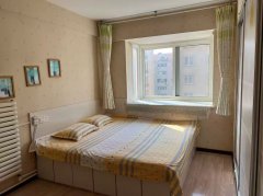 祥和花园电梯五楼160平三室两卫68.8万