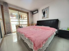 银海绿洲龙溪苑住人一楼东边户139.71平三室两卫45.8万