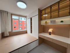 燕南街无坡三楼南三室精装102平33.8万