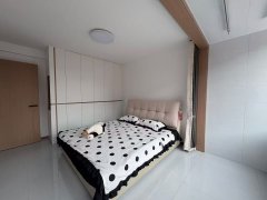 燕南街无坡三楼南三室精装102平33.8万