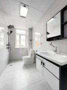 职工街二楼 91.44平 两室 精装未住30万