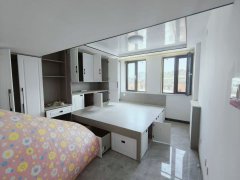 金色年华三期多层顶加阁103.3平四室33.8万