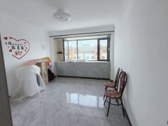 金色年华三期多层顶加阁103.3平四室33.8万