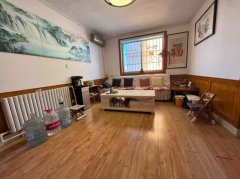 爬山街二楼 128平三室26.6万