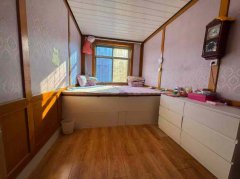 爬山街二楼 128平三室26.6万