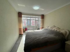 五龙街住人二楼110.88平三室装修花了15万29.8万