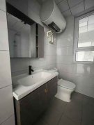 抱龙居83.39平两室精装未住46.8万