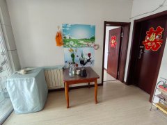 龙山路南路双实验书包住人四楼拎包入住66.28平6.8万