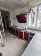 龙山路南路双实验书包住人四楼拎包入住66.28平6.8万