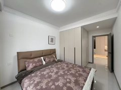 四季阳光东边户电梯洋房160.43平方4室2卫59.8万