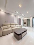 三里河居民小区 电梯小高层5楼 三室117.62平49万