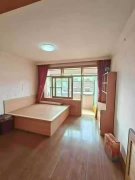 师范对面顶加阁带大平 台159平有草房仅售16.8万