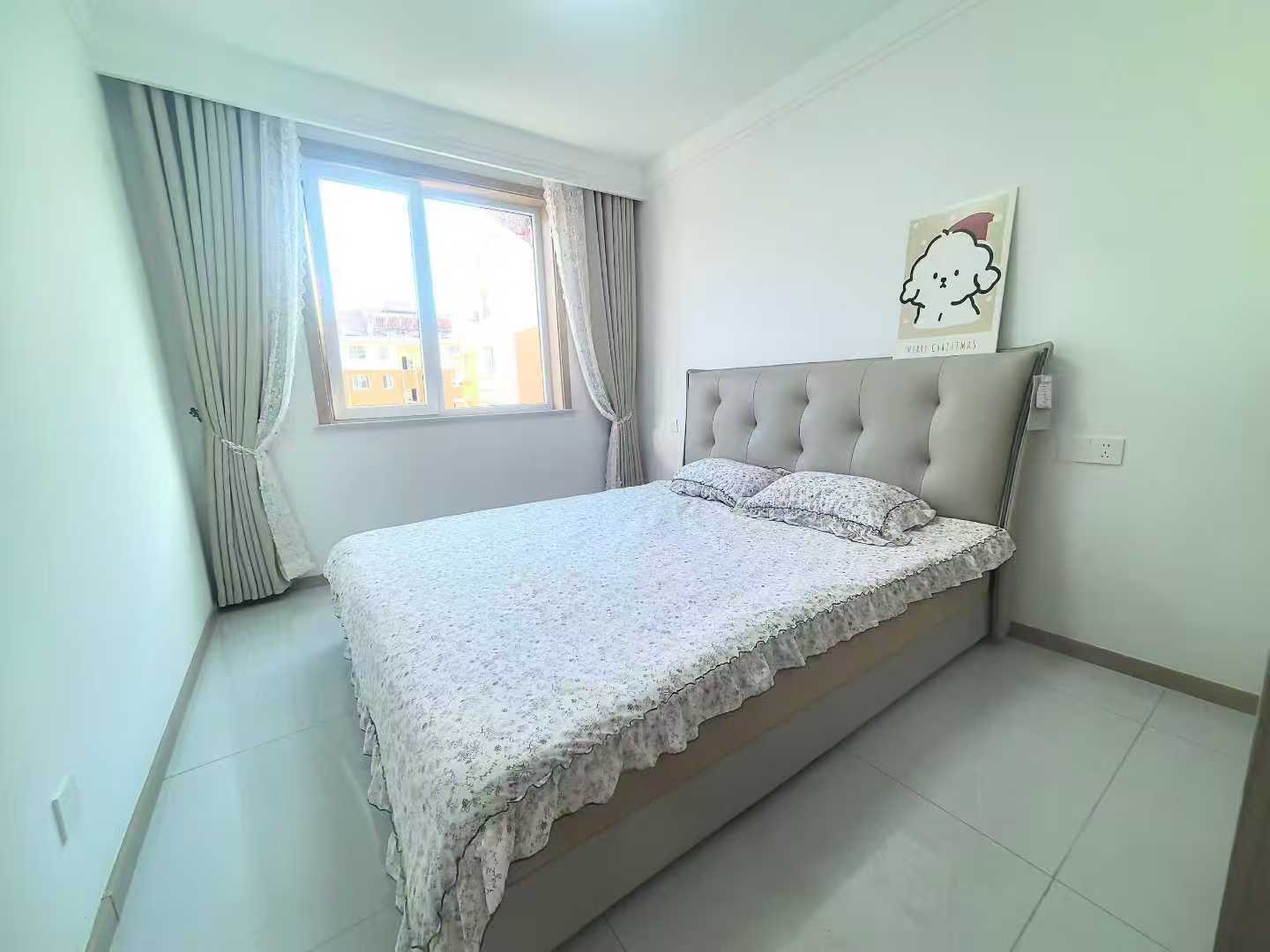 嘉和花园三楼109平三室还有个大车库43.8万 嘉和花园三楼109平三室还有个大车库43.8万