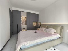 喜登府电梯9楼98.18平精美三室37万