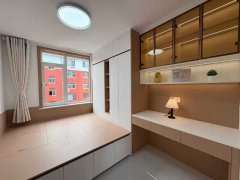 燕南街三楼三室精装102平30万