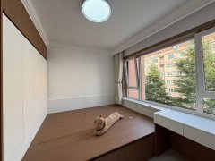 龙河一期框架楼外挂电梯三楼101.4平两室45.8万