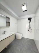 嘉和花园三楼109平三室还有个大车库43.8万