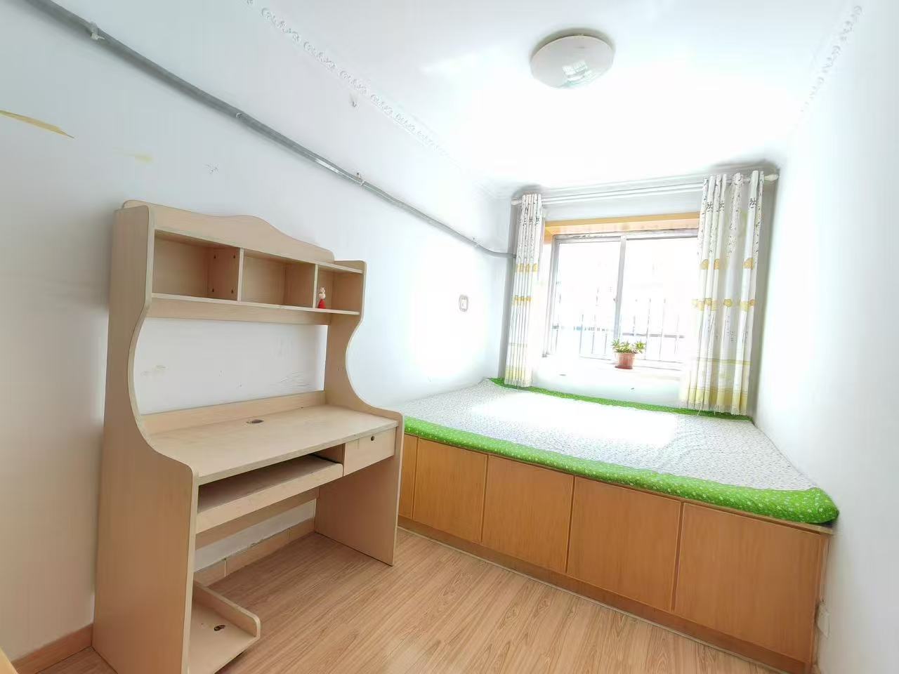 泰浩華府框架住人一樓95平三室45萬 泰浩華府框架住人一樓95平三室45萬