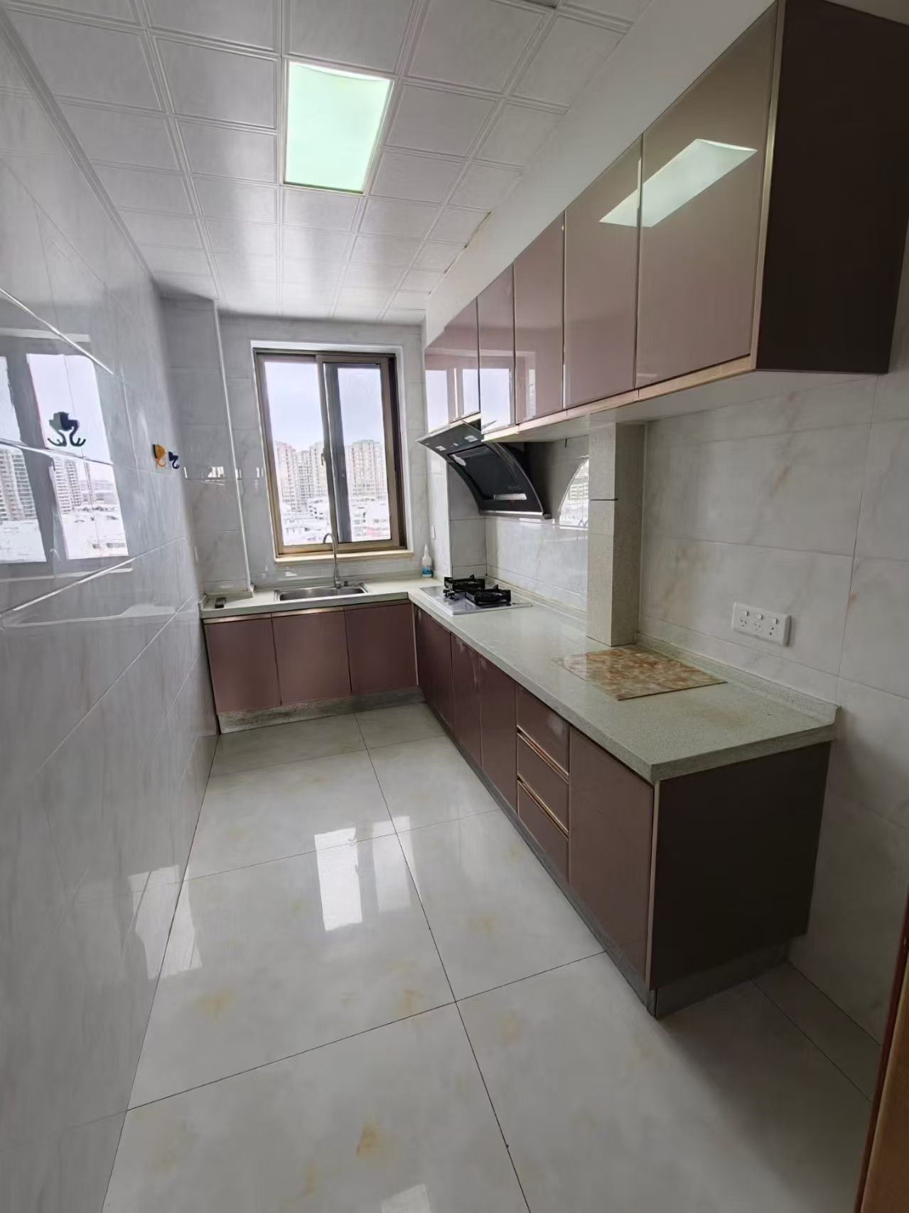 一線河景房涼水灣電梯小高層102.51平兩室43.8萬 一線河景房涼水灣電梯小高層102.51平兩室43.8萬