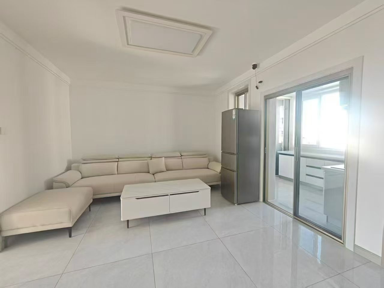 鹽機(jī)家屬樓澆筑樓三樓81.99平二室38.8萬 鹽機(jī)家屬樓澆筑樓三樓81.99平二室38.8萬