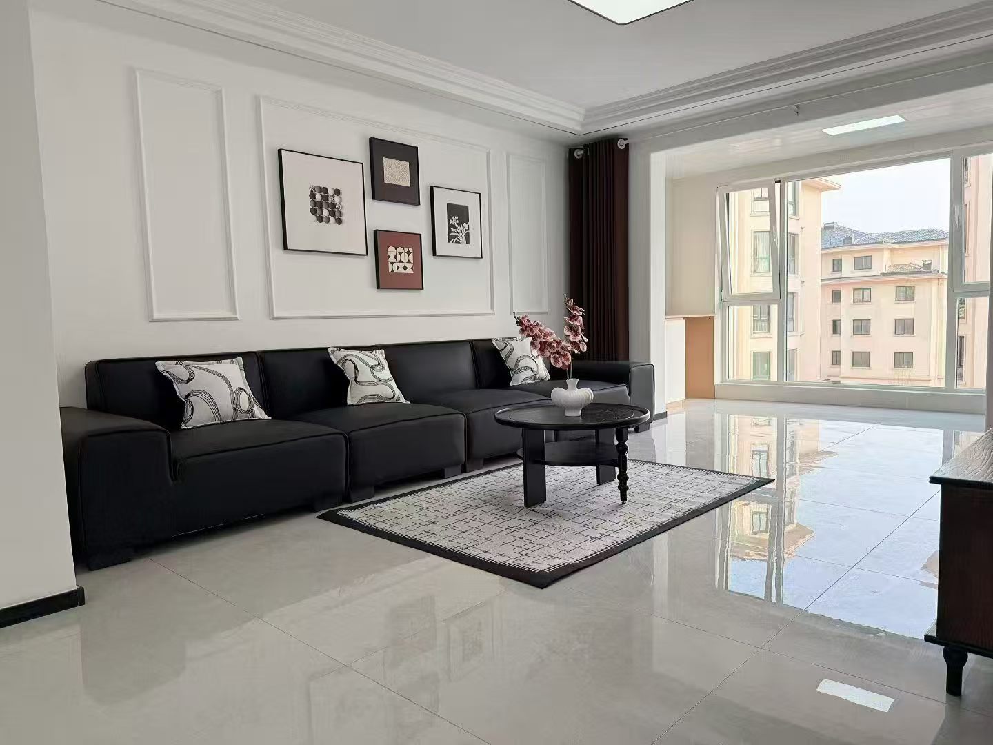 醍香灣2樓三室兩衛(wèi)精裝未住128平43.8萬 醍香灣2樓三室兩衛(wèi)精裝未住128平43.8萬