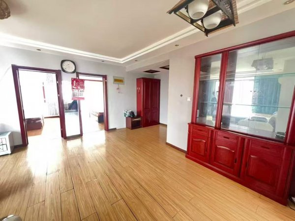 @文山清華園，2樓，2室精裝！