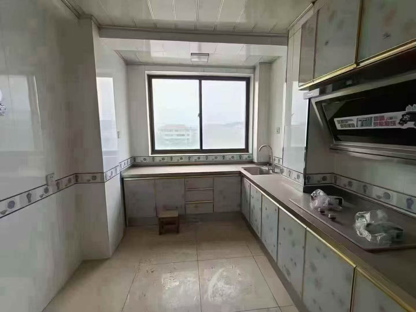 @毓菁華2期，3樓，127平，3室！