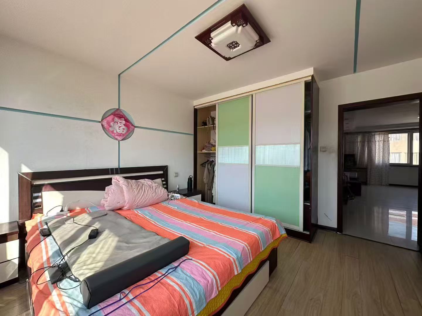 石山路住人三樓147.27平三室35.8萬(wàn)