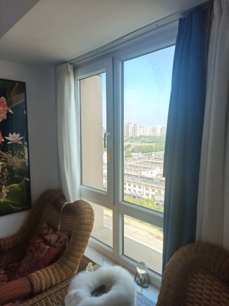 東城寶宇公館，10樓68.88平，精裝未住，購物交通便利