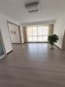 銀河花園8樓東邊戶144.79平三室63.9萬