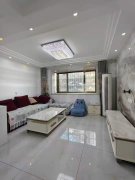 柳岸御府 住人一樓130平有草房 三室兩衛(wèi) 精裝小住45萬