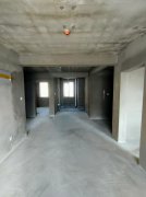 河南居民小區(qū)電梯11樓116平三室45.8萬 河南居民小區(qū)電梯11樓116平三室45.8萬