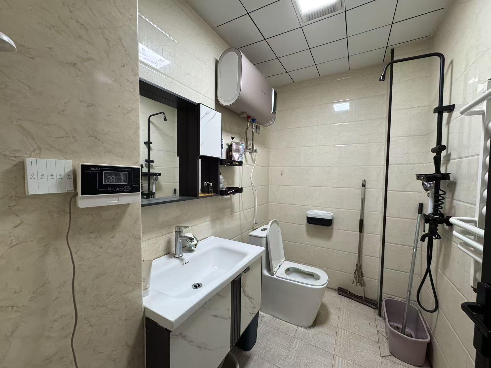 @800/月，天福尚城，2室，精裝!