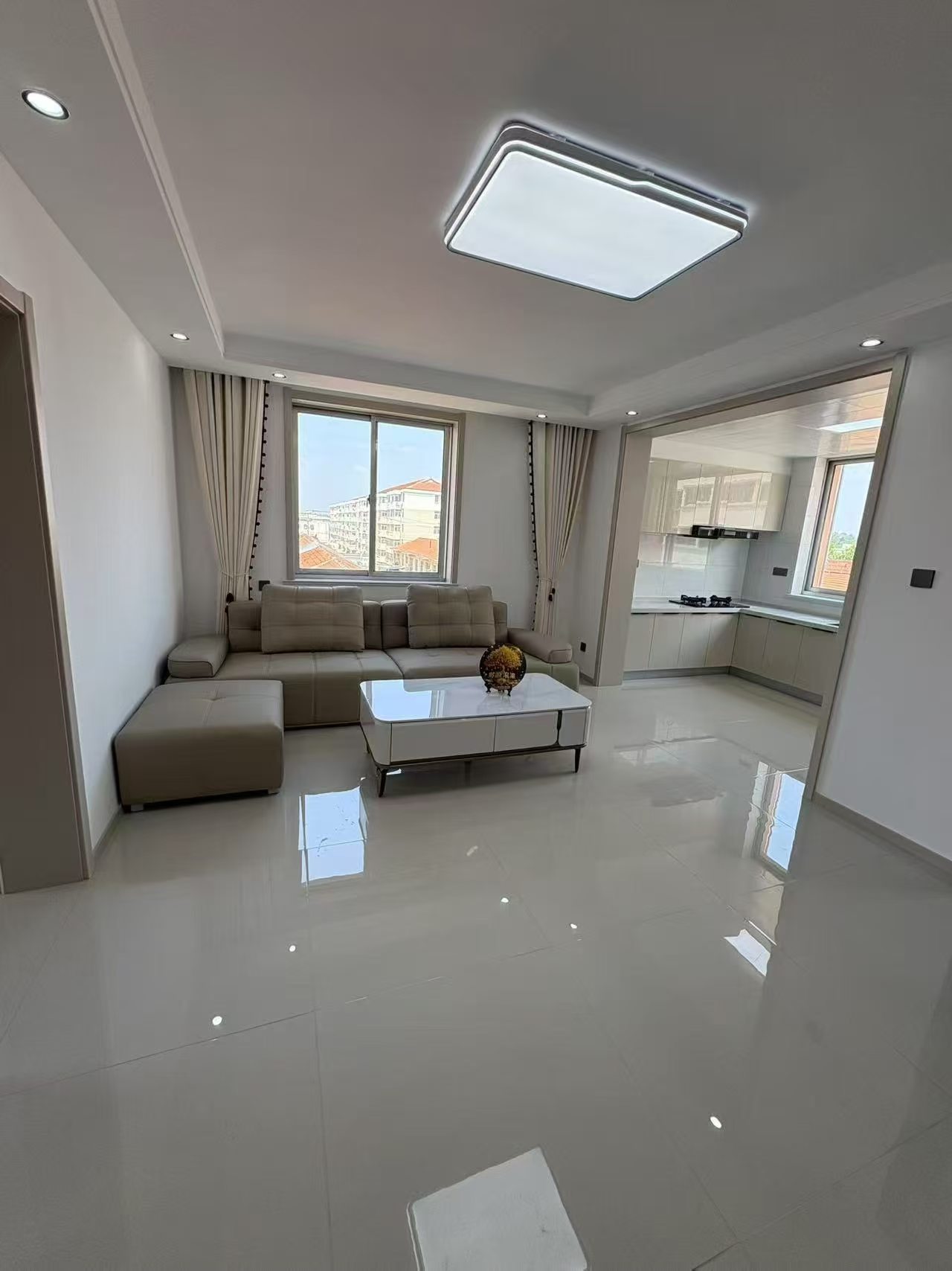 五龍街竣工時間2008年三樓87.42平29.8萬