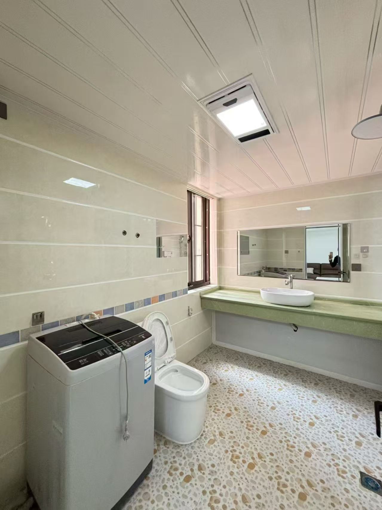 天潤城居民小區(qū)一樓帶花園93.57平33.8萬