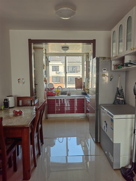 文登樱花时尚小区带车库