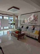 天潤城小區(qū)電梯高層11樓134平三室兩衛(wèi)49.8萬租1500