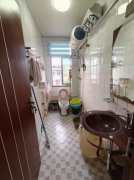 桃園小區(qū)貼地四樓83平兩室11.8萬