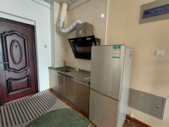 @18萬，康業(yè)現(xiàn)代城西向，精裝1室！