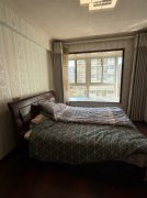 中央龙湾5楼142.81平三室两卫拎包入住74.8万