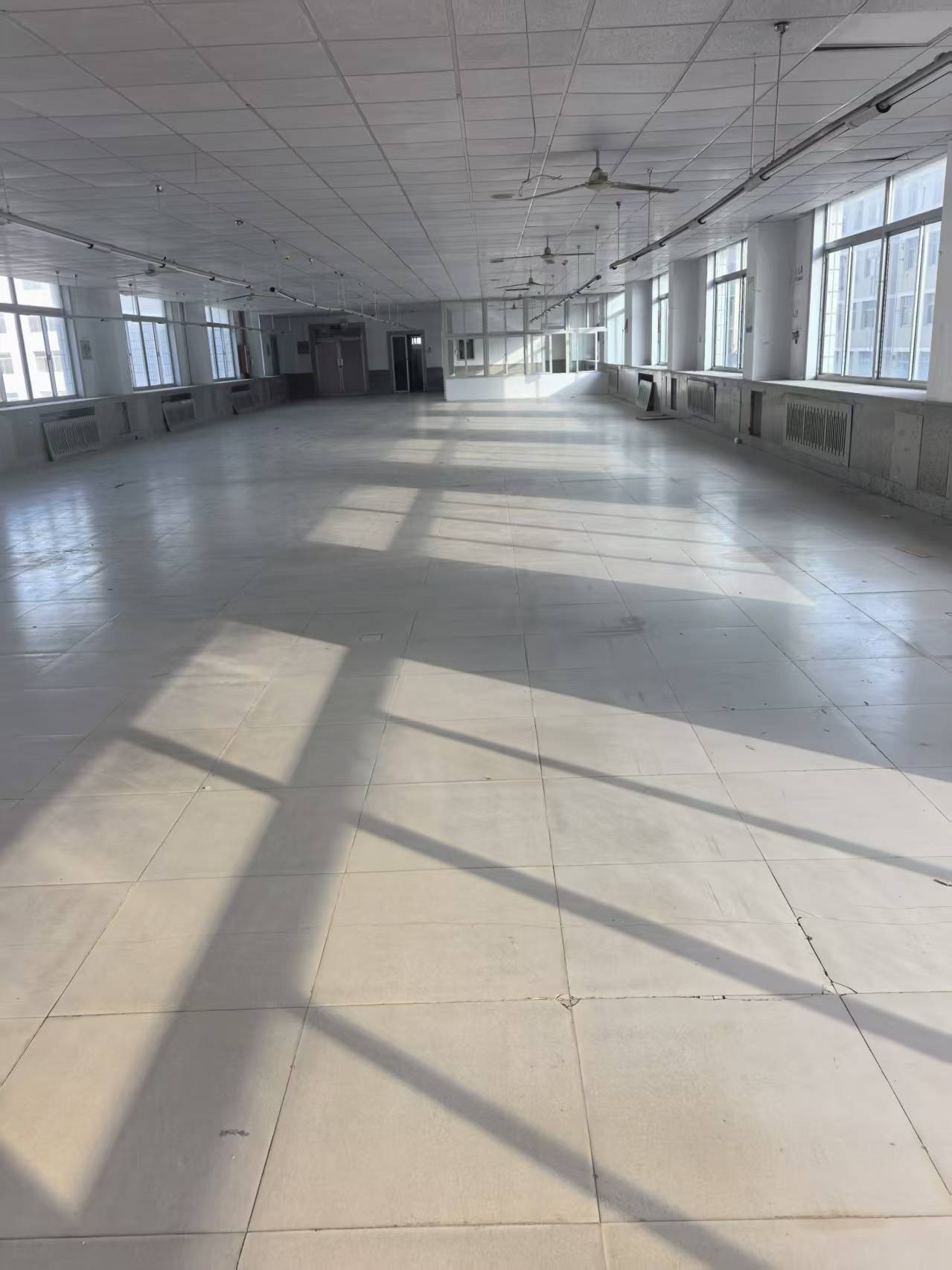 出租厂房、办公室