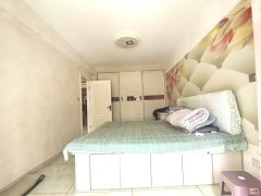 龙泽苑三期一楼89.11平两室39.8万